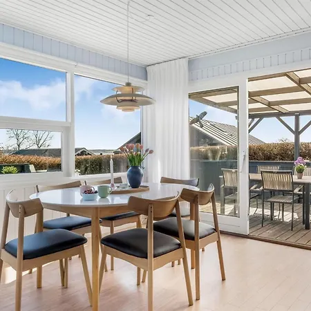 Giselle - 150m From The Sea By Interhome *