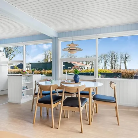 Nyaraló Giselle - 150m From The Sea By Interhome
